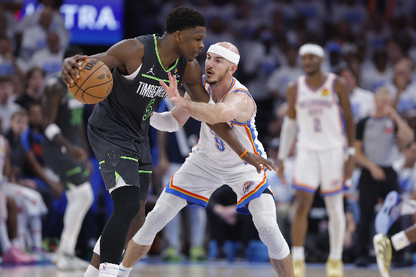 8 连胜势不可挡！落选秀 33 分创纪录，杜伦 28+13 完爆武神，活塞复仇公牛