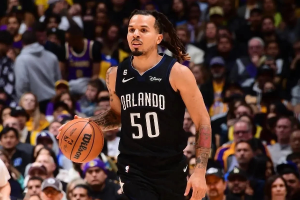 7换1引爆联盟！魔术豪赌锁定未来，灰熊解体进入倒计时，5换1背后谁是真赢家？