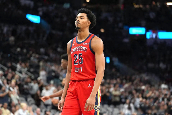  疯狂加码！鹈鹕索价碾压雄鹿：顶级新星+多首轮，联盟无人敢接盘？